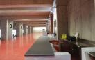 Así estaban las barras de bar que tiene el frontón Bizkaia en su planta cero. Preparadas y con la lista de precios colocada.