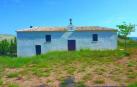 Un recorrido circular que parte desde Enériz y nos adentra en las Nekeas, visitando uno de los lugares turísticamente más atractivos de la zona, la iglesia de Santa María de Eunate.