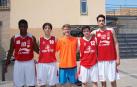 El sábado 4 de junio el Paseo del Queiles acogió la segunda edición del torneo de Streetball Juantxo & Friends, una jornada deportiva, solidaria y de recuerdo organizada por la peña Andatu. Hubo enfrentamientos en categorías desde minibasket a senior tanto femenino como masculino. El buen tiempo y el ambiente deportivo y festivo convirtió la jornada en todo un éxito.