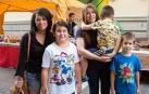 Un año más, Pamplona ha celebrado la fiesta que recuerda la unión de sus burgos. El mercado medieval ambientó las principales calles del Casco Viejo. Un lugar perfecto para un paseo tranquilo disfrutando del trabajo de artesanos de diferentes gremios y el ambiente inconfundible de esta fiesta tradicional.