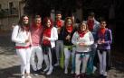 Huarte se encuentra inmersa en sus fiestas de hermandad 2016, que se abrieron el sábado 17 de septiembre con el lanzamiento del cohete anunciador. Una representación del voluntariado de Huarte fue la que tuvo el honor de prender la mecha de este inicio festivo. Posteriormente, la Fanfarre Ardanbera, la Comparsa de Gigantes y Cabezudos y los Gaiteros de Huarte animaron con su música y bailes a los vecinos presentes.