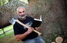 El hacha de Patxi recita