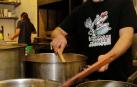 El cocinero pamplonés Juan Manuel Pedreño, de 50 años, en su restaurante 'Elordi de la bella época', en el polígono industrial de Arre.