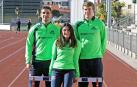 Nico Quijera, Alba Fernández y Adrián Vallés, ayer por la mañana en la pista del estadio Larrabide de Pamplona.