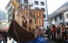 Una nave vikinga surcó el año pasado el centro de Leitza.