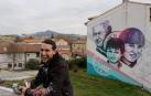 Cada uno de los murales tiene rostros de vecinos reales de cada pueblo para simbolizar su unión