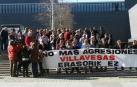 Conductores de villavesas protestan en Pamplona contra las agresiones