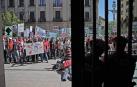 El Gobierno decide hoy si retira o no su ley, frente al clamor policial en contra