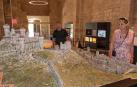 La maqueta del castillo de Estella 'dispara' las visitas a Santa María Jus