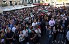 Imágenes de la concentración en la plaza de los Fueros de Tudela en protesta por el atropello múltiple en el día del Ángel