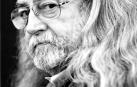 El poeta y editor navarro Jesús Munárriz.