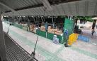 La tómbola de Cáritas ayer por la mañana. El sábado a las 19 horas abrirá al público. Más de 100 voluntarios trabajarán hasta el 15 de julio.