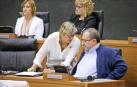 Marisa De Simón y Jose Miguel Nuin en el Parlamento