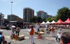 Los amantes del deporte rural tienen una cita ineludible, cada San Fermín, con la plaza de los Fueros. Allí, se ponen en marcha diferentes campeonatos y exhibiciones de herri kirolak. Las cámaras de ¡Click! se acercaron el martes 11 de julio para ver cómo se desarrollaban el Campeonato navarro de aizkora de 3ª categoría, el Campeonato navarro de tronza en categoría cadete y la exhibición de pruebas combinadas, en la que participaron los deportistas más jóvenes, de las categorías alevines.