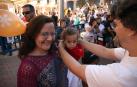 Entrega de pañuelos a bebés de 2016 en Tudela