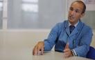 Miguel Ángel Grijalba en su despacho de las instalaciones de Volkswagen Navarra en Landaben.