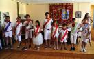 El día de los más jóvenes en las fiestas de San Martín de Unx. Lanzamiento del cohete de la corporación txiki y homenaje a los nacidos de este año y ofrenda floral a la virgen.