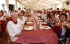 Durante las fiestas de Ablitas, en el día de los mayores y jubilados, se desarrolla el campeonato de lanzamiento de melones