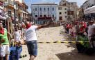 Durante las fiestas de Ablitas, en el día de los mayores y jubilados, se desarrolla el campeonato de lanzamiento de melones
