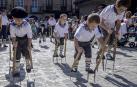 En la XXXIV edición de la Carrera de Layas de Puente la Reina, celebrada este domingo, participaron alrededor de 60 corredores