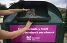 Los contenedores cuentan con puerta de carga frontal y un sistema antirrobo.