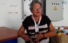Negia Milian, voluntaria cubana en el almacén de Atenas