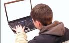 Internado en Granada un menor que agredió a su madre tras quedarse sin Internet