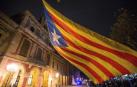 Miles de personas piden frente al Parlament la libertad de los "presos políticos"