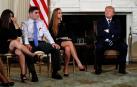 La ocurrencia de Trump de armar a los profesores en los institutos no contenta a nadie
