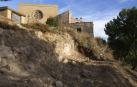 Sale a la luz parte de la muralla de la ladera sur del Cerco de Artajona