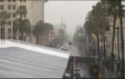 La lluvia complica los preparativos en la alfombra roja de los Óscar