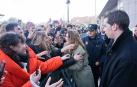 Amaia y Alfred congregan a miles de seguidores en la firma de Madrid