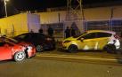 Un conductor choca contra varios vehículos en Landaben y provoca graves daños