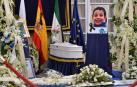 Imágenes de las visitas al lugar donde se ha instalado, en el Palacio Provincial de la Diputación de Almería.