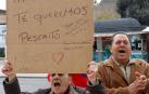 Un centenar de personas se concentra al grito de "asesina" frente a los juzgados de Almería