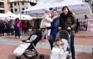 Tudela celebró su particular Feria del stock el domingo 18 de marzo. La cita se prolongó desde las diez de la mañana hasta las ocho de la tarde en el paseo del Queiles. Además del ambiente de los comercios locales también se pudo disfrutar de las actuaciones de los grupos Ribersalsa y Hip-Hop Fitness Tudela.