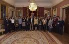 Recepción a los estudiantes universitarios de la X Liga de Debate en el Ayuntamiento