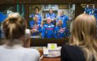 La nave rusa Soyuz MS-08 se acopla a la EEI con el balón del Mundial a bordo
