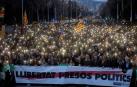 Tres detenidos, 52 heridos y cortes de vía en protestas por la detención de Puigdemont
