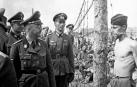 Horace Greasley, frente a Heinrich Himmler, número dos de Hitler, jefe de las SS e impulsor del Holocausto a través de los campos de concentración y las cámaras de gas.