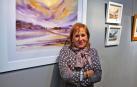 Ana Azorín presenta sus acuarelas en la muestra 'Dando color al agua'