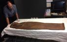 Hallan en Sídney una momia de hace 2.500 años dentro de un sarcófago egipcio