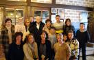 El domingo 25 de marzo el salón del Hotel Ayestarán de Lekunberri acogió la celebración final del XIX Certamen de poesía Ángel Urrutia Iture. En él se hizo entrega del premio a Alfonso Ponce Gómez por su obra “Periscopio”, del que el jurado valoró “la unidad de la obra, el tono positivo de sus temas y sus suaves matices críticos en la defensa de la palabra como materia y medio y en su reivindicación del arte”.