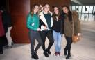 Los alumnos de cuarto de Secundaria del instituto de Orkoien, en colaboración con el colectivo Irati Antzerki Taldea, presentaron el pasado fin de semana 'Shrek, el musical'. Una forma divertida y formativa de recaudar fondos para afrontar los gastos del viaje de fin de curso y que reunió en la Casa de Cultura de Aoiz a un buen número de jóvenes espectadores.