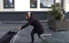 Los donostiarras pelean contra el viento
