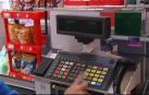 Cobrar las bolsas sí funciona: hay un 30% menos en el mar