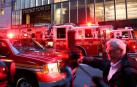 Un hombre murió y cuatro bomberos sufrieron lesiones leves por un incendio que se declaró hoy en la Torre Trump de Nueva York por motivos aún desconocidos, informaron fuentes oficiales.