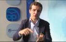 Casado niega haber recibido trato de favor para conseguir su máster