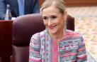 Aplauso cerrado del grupo Popular a Cifuentes a su llegada al Pleno del máster