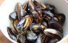 Mejillones al vino blanco